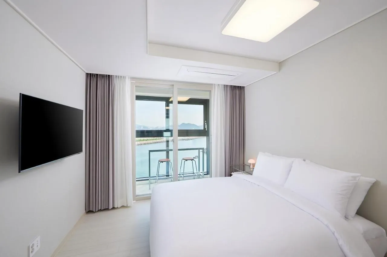 Shiftdoor Residence Hari Busan