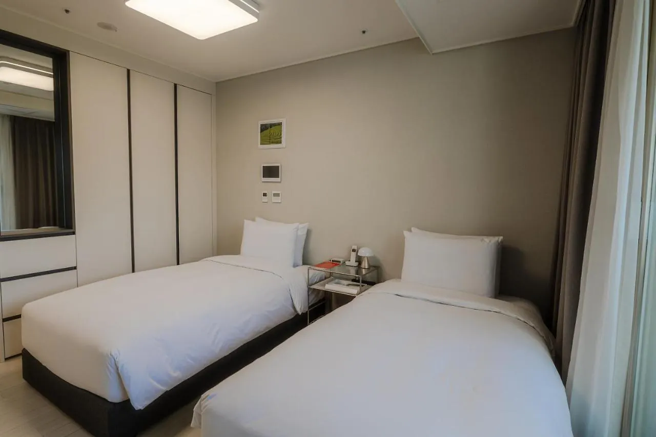 Shiftdoor Residence Hari Busan 0*,  South Korea