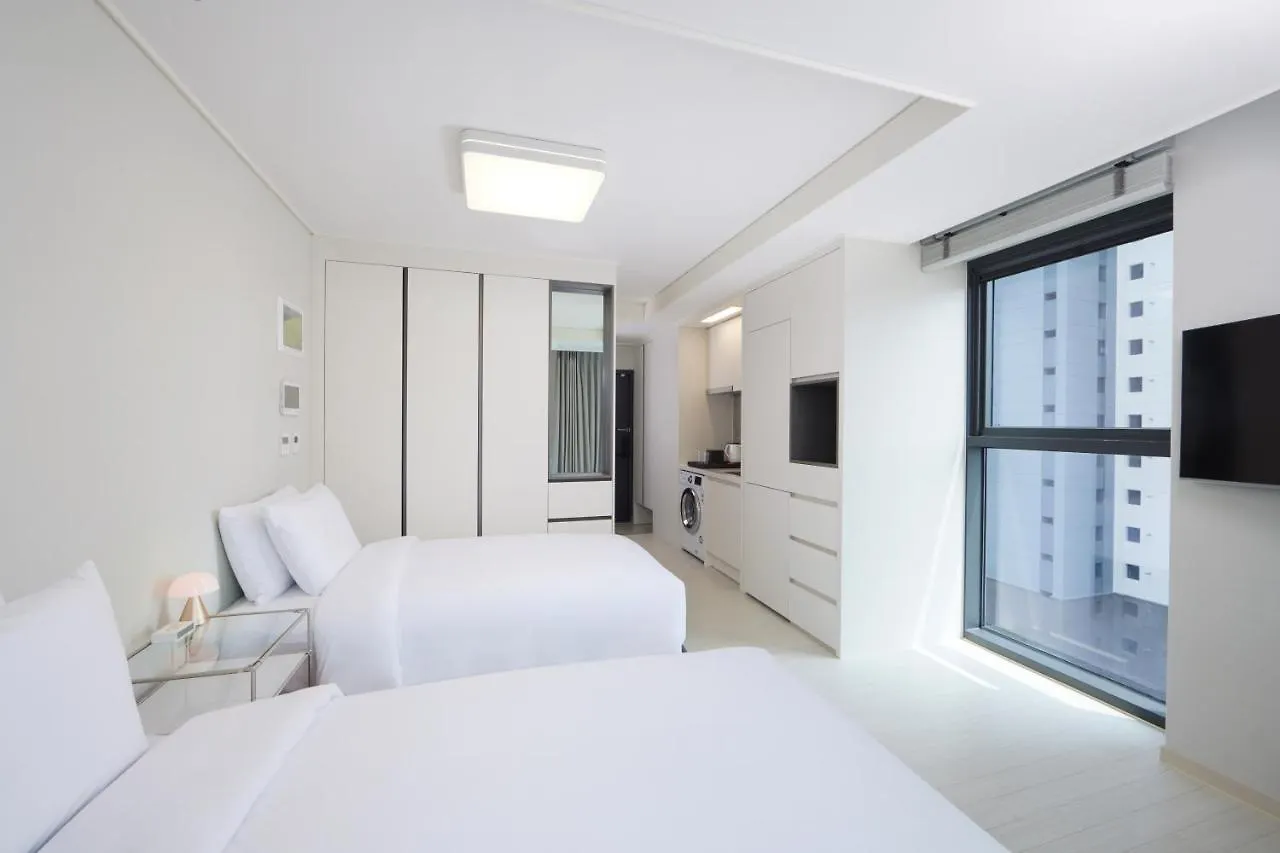 Shiftdoor Residence Hari Busan Hotel