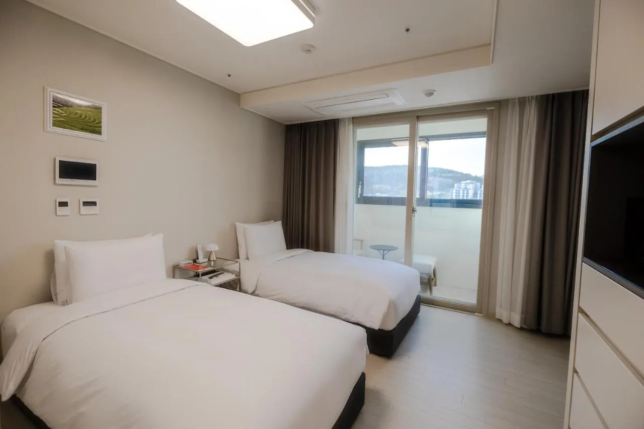 Shiftdoor Residence Hari Busan Hotel